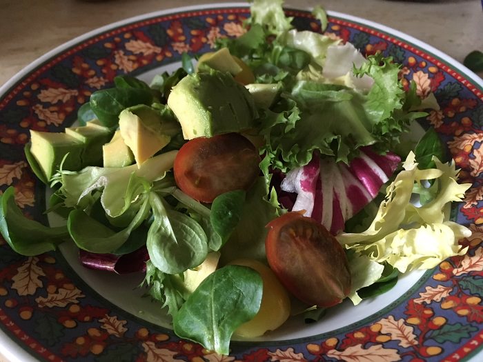 Ensalada de aguacate superalimentosPro