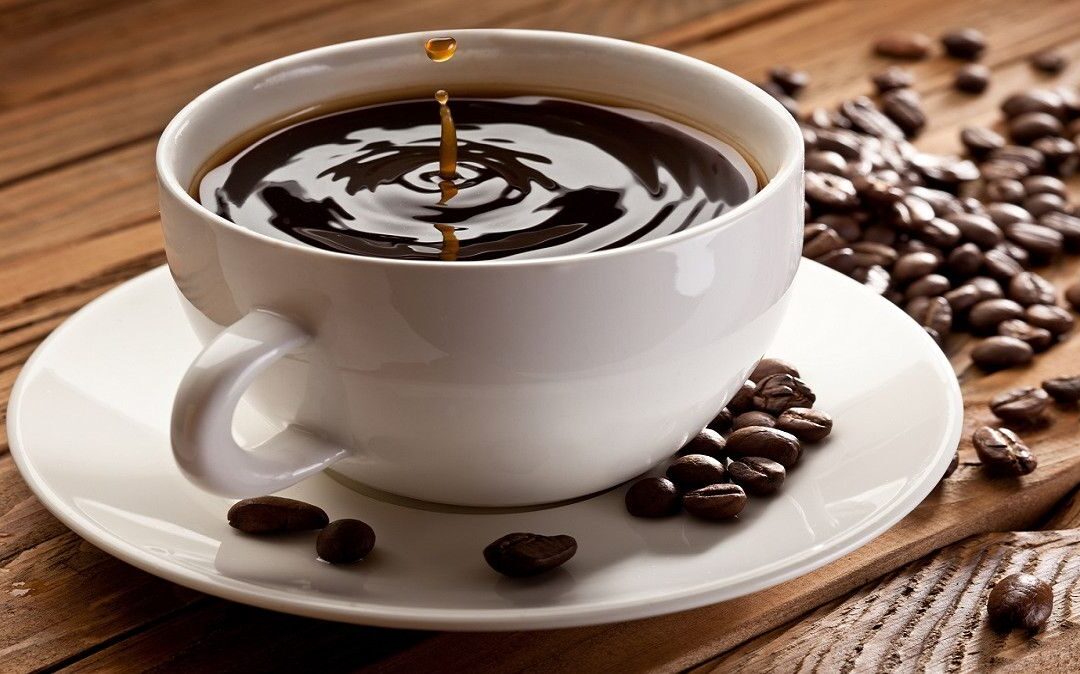 Existen contraindicaciones al consumir alimentos ricos en cafeína